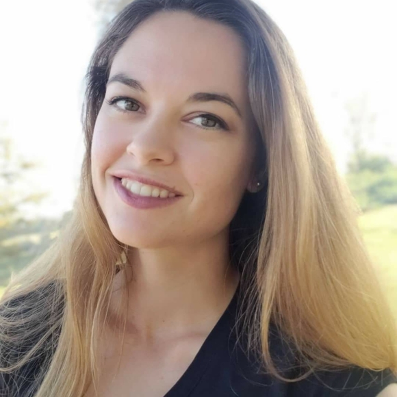 Meet your Posher, Brittany - Picture 10 of 13